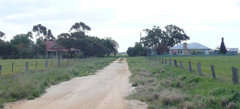 REMLAW - FARMLET Picture 1