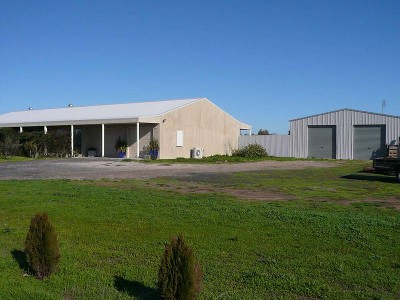 LIFESTYLE FOR FAMILY ON HAVEN ACRES Picture