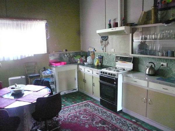 GATEWAY TO SOUTHBANK Picture 3