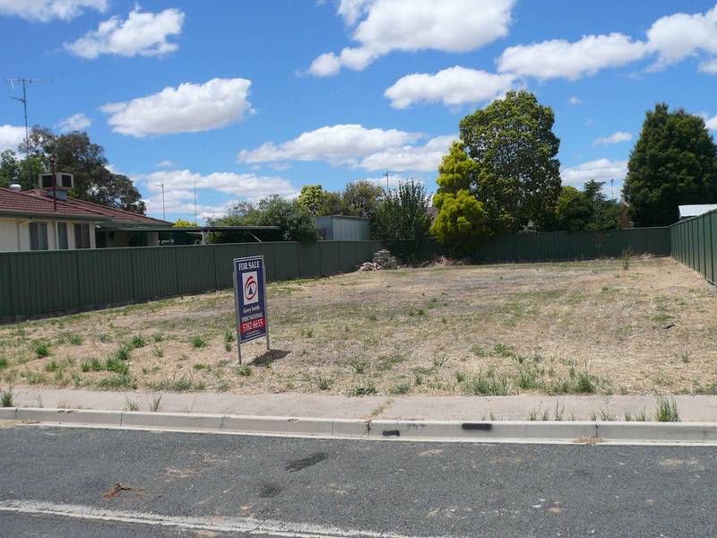 VACANT BLOCK Picture 1