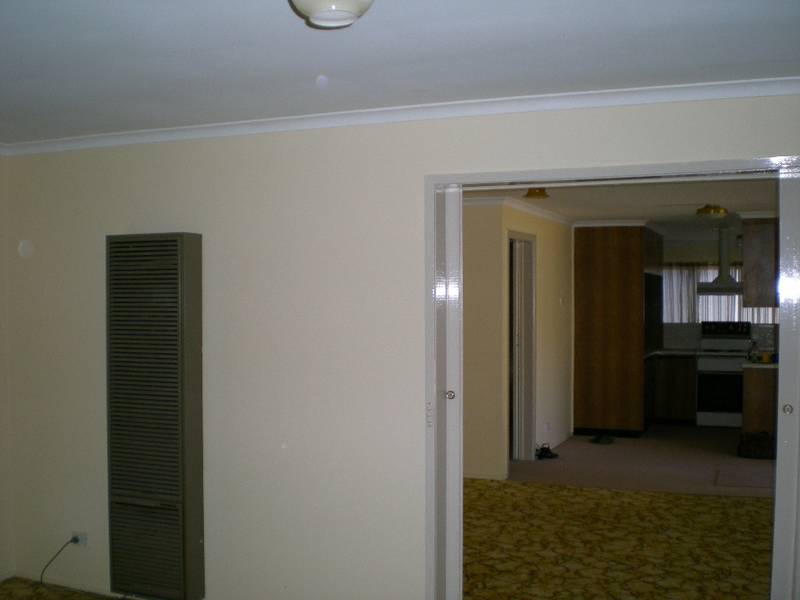 Spacious Country Living Picture 3