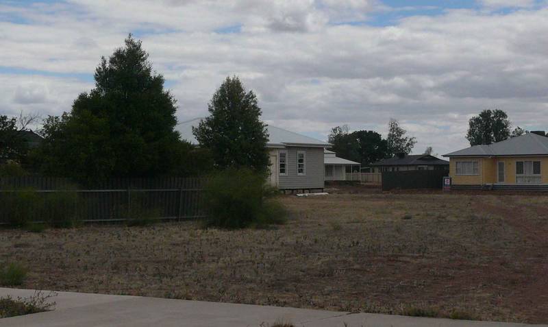 DEVELOP 2 UNITS! Picture 1