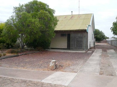 AFFORDABLE STARTER HOME Picture