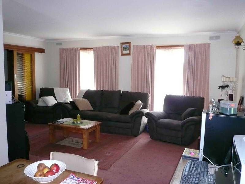 SUNNYSIDE OPPORTUNITY Picture 3