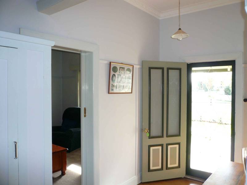 PICTURE PERFECT! Picture 3