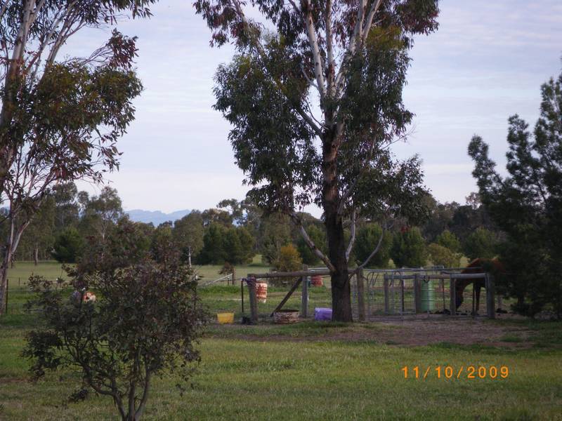 RIVER HEIGHTS WITH MOUNTAIN VIEWS Picture 3
