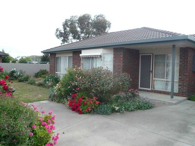 UNIT -CLOSE TO RIVER! Picture