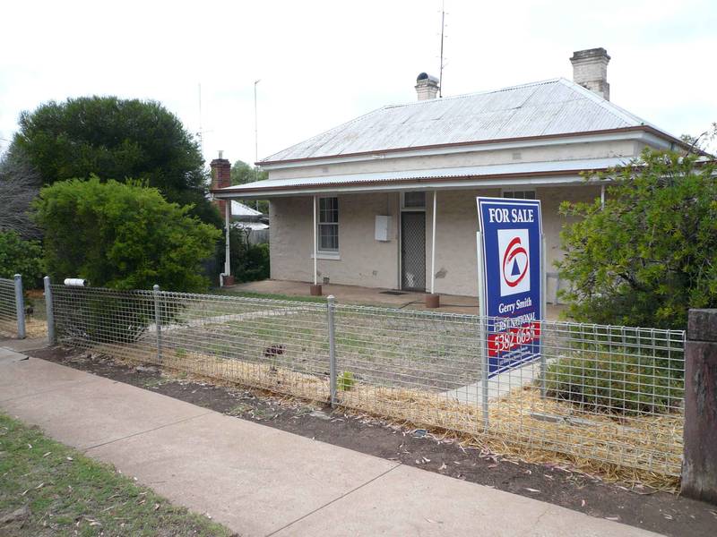 NATIMUK - LIMESTONE CHARM OF YESTERYEAR Picture 1