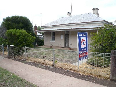 NATIMUK - LIMESTONE CHARM OF YESTERYEAR Picture