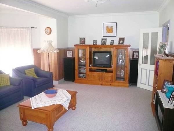 GRAND FAMILY HOME, TOWNHOUSE BLOCK Picture 3