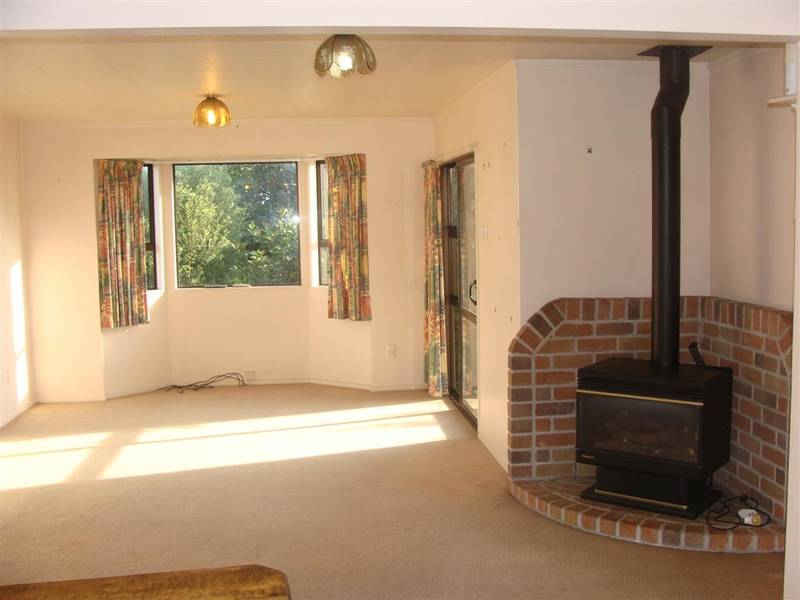 Moore Appealing Picture 3