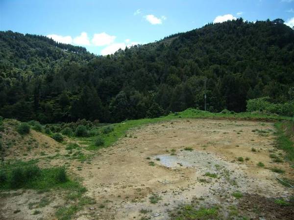 Lovely Big Section Picture 3