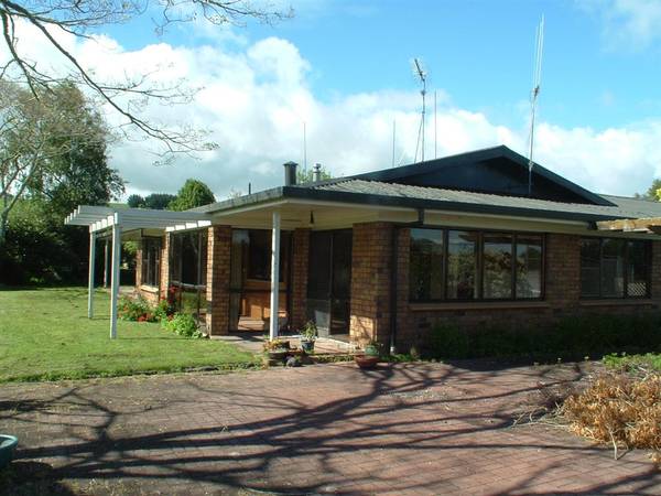 Rural Retreat Picture