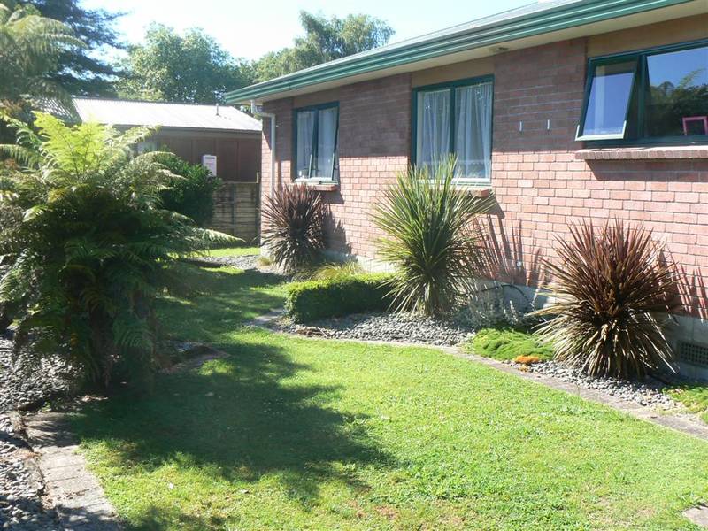 Elevated and North Facing Picture 3