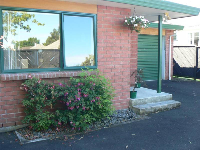 Elevated and North Facing Picture 2