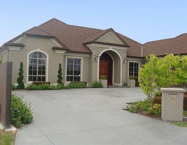 Stately In Saffron Picture Stately In Saffron Picture