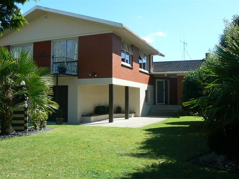 Views to the North Picture 1