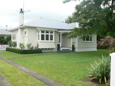 Charming Cottage Picture