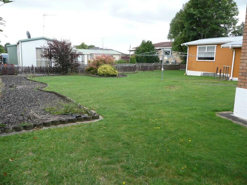 A Maclean Special Picture 2