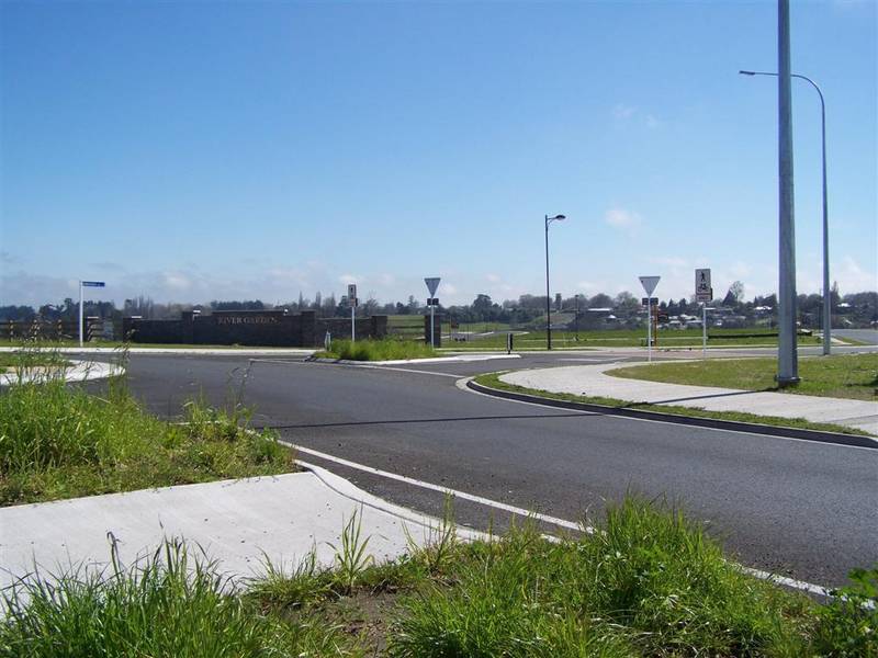 'CAMBRIDGE RESIDENTIAL SUBDIVISION' Picture 3