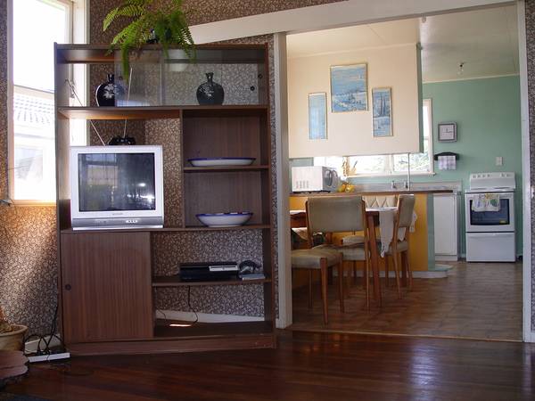 FROM PAUA TO PEARL - $300,000 Picture 3