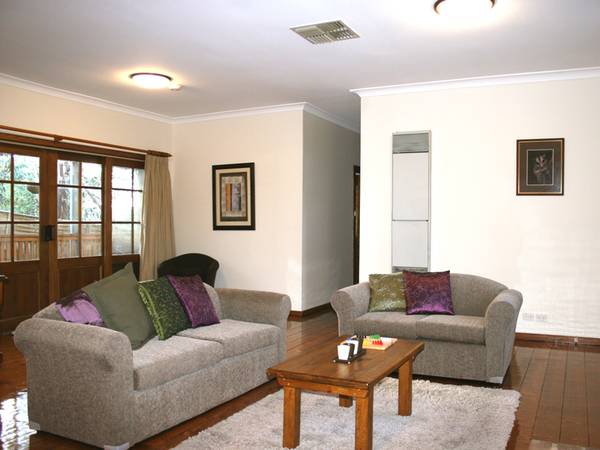 Charming Family Home, Brilliant Location Picture 2