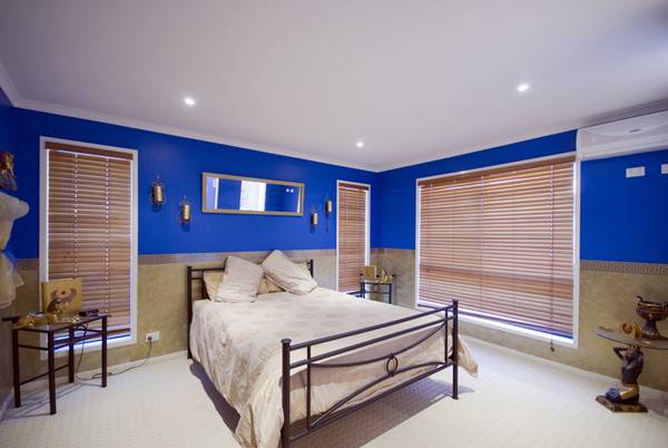 MODERN LIVING - EXCEPTIONAL PRICE! Picture 3