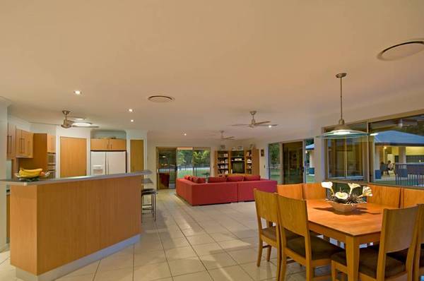 CONTRACT CRASHED - MASSIVE OPPORTUNITY Picture 3