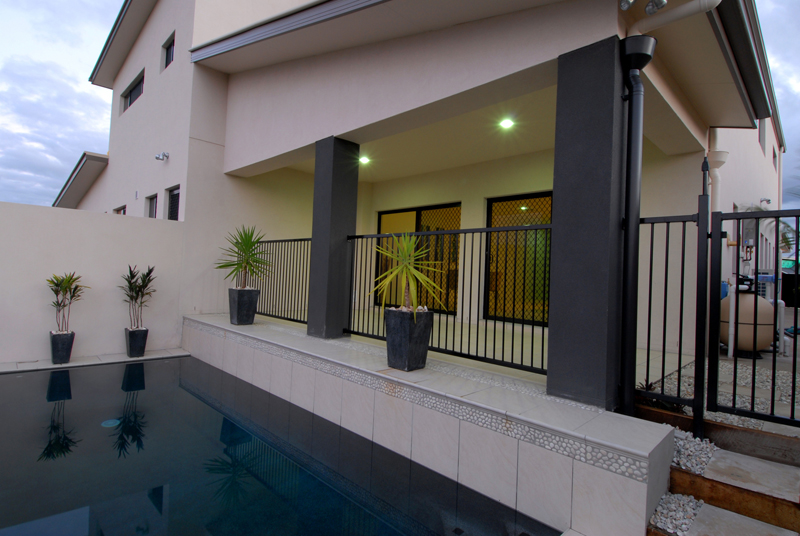 THE BEST TOWN HOUSE IN CALOUNDRA AREA! Picture 3