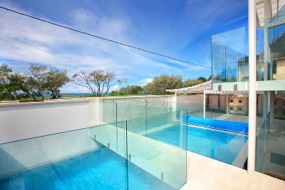 BEACHFRONT LIVING WITH GRANNY FLAT Picture