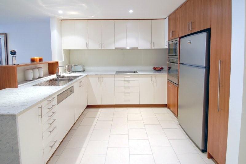 NORTH FACING RIVER & OCEAN-VIEWS - COTTON TREE Picture 3