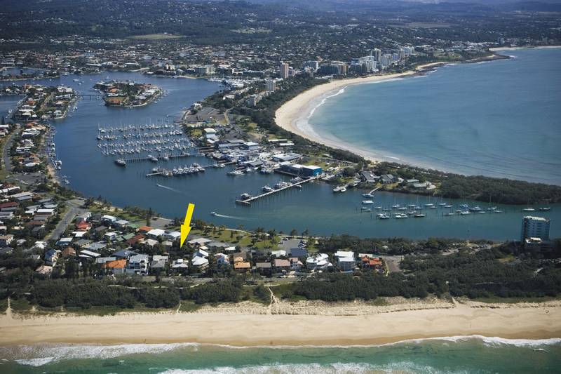 ELITE & EXCLUSIVE Picture 2