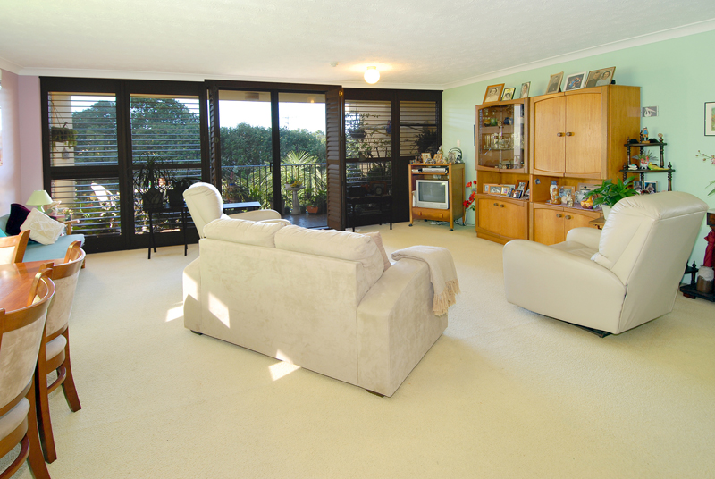 OWNERS NOW MOVED OUT - KEEN FOR A SALE! Picture 2