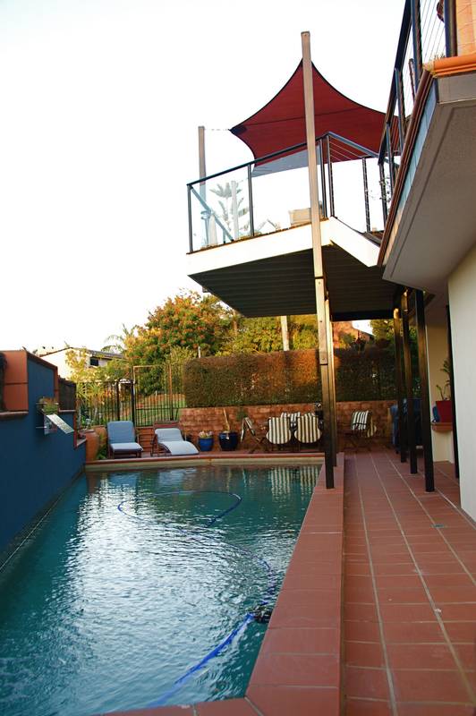 Solid Home-Stunning NE Views Picture 3