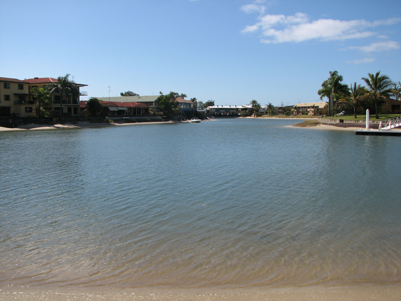 WIDE WIDE WATER - MOOLOOLABA! Picture 1