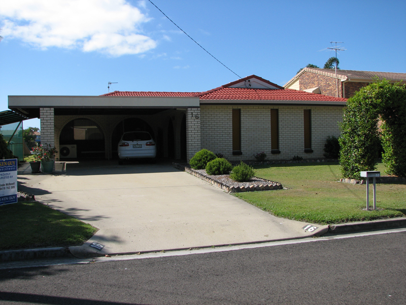 WIDE WIDE WATER - MOOLOOLABA! Picture 2