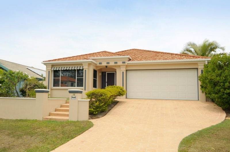 THE PERFECT FIRST HOME - FOR UNDER $500,000!! Picture 1