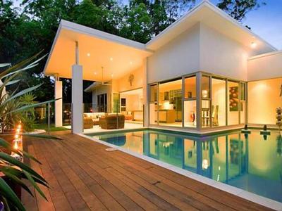 EXECUTIVE BUDERIM LIVING - RAINFOREST OUTLOOK Picture