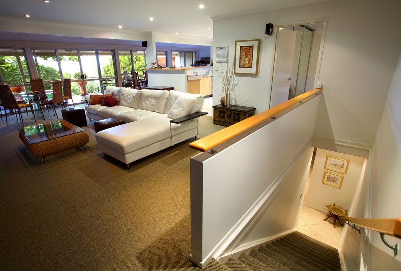 PRIME NORTH FACING - DOUBLE ALLOTMENT - GOLDEN TRIANGLE! Picture 3