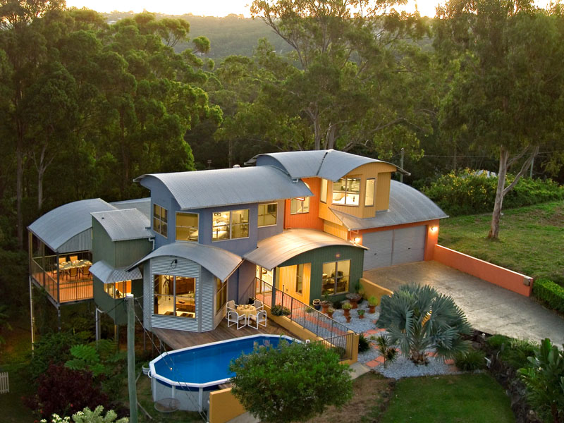 RENOVATE & REAP THE REWARDS Picture 1