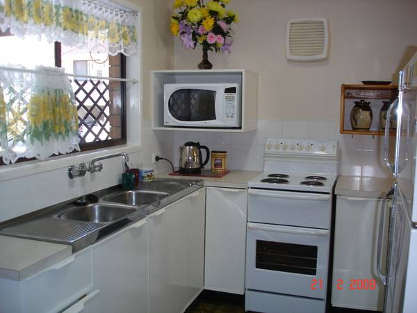 Bargain Buy in Great Location Picture 2