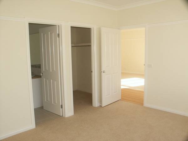 UNIT 1, 2 & 4 Sold - ONLY 1 LEFT Picture 3