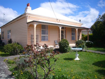 Four
Bedroom
Villa
with
new
kitchen Picture