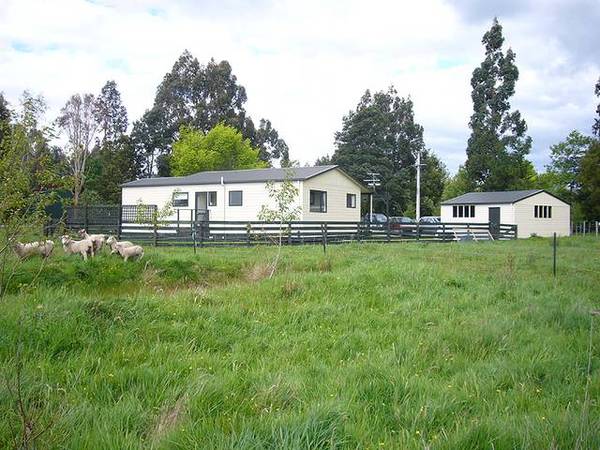 Half
Acre
Haven - Excellent
Weekender Picture 1