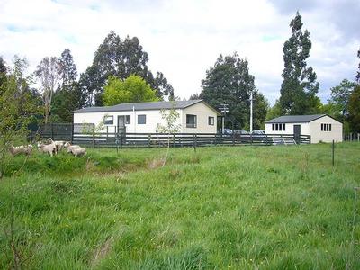Fabulous weekender - Just like new on half an acre Picture