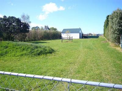 Make Money in Popular Kent Street Picture Make Money in Popular Kent Street Picture