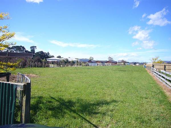 Make Money in Popular Kent Street Picture 3