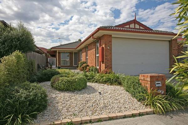 COTTAGE BLOCK - 3 BEDROOM NORTHSIDE NARRE WARREN Picture 1