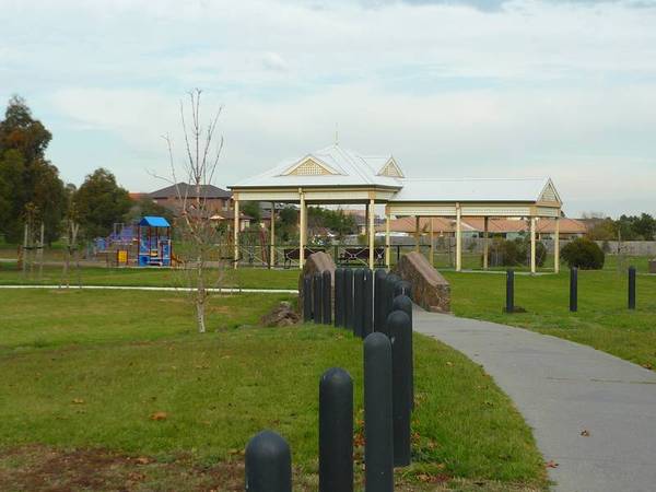 MAGNIFICENT LIFESTYLE CHOICE Picture 3