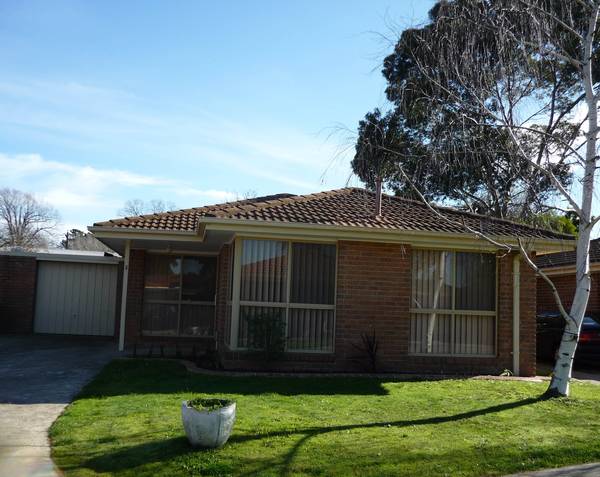 ATTENTION ASTUTE INVESTOR OR FIRST HOME BUYER! Picture 1